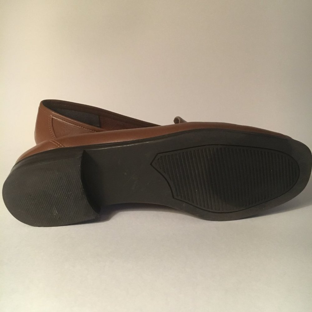 Lorenzo Classic Women Leather Loafers  8.5 - Picture 4 of 4